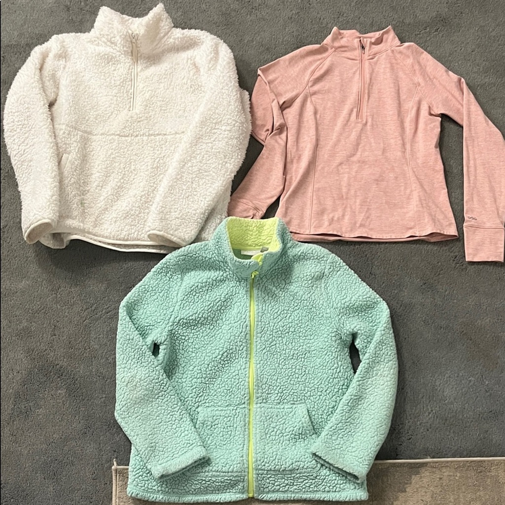 Girl’s Cozy Fleece White Pullover, Teal Full Zip Fleece, DSG 1/4 Zip LOT 14